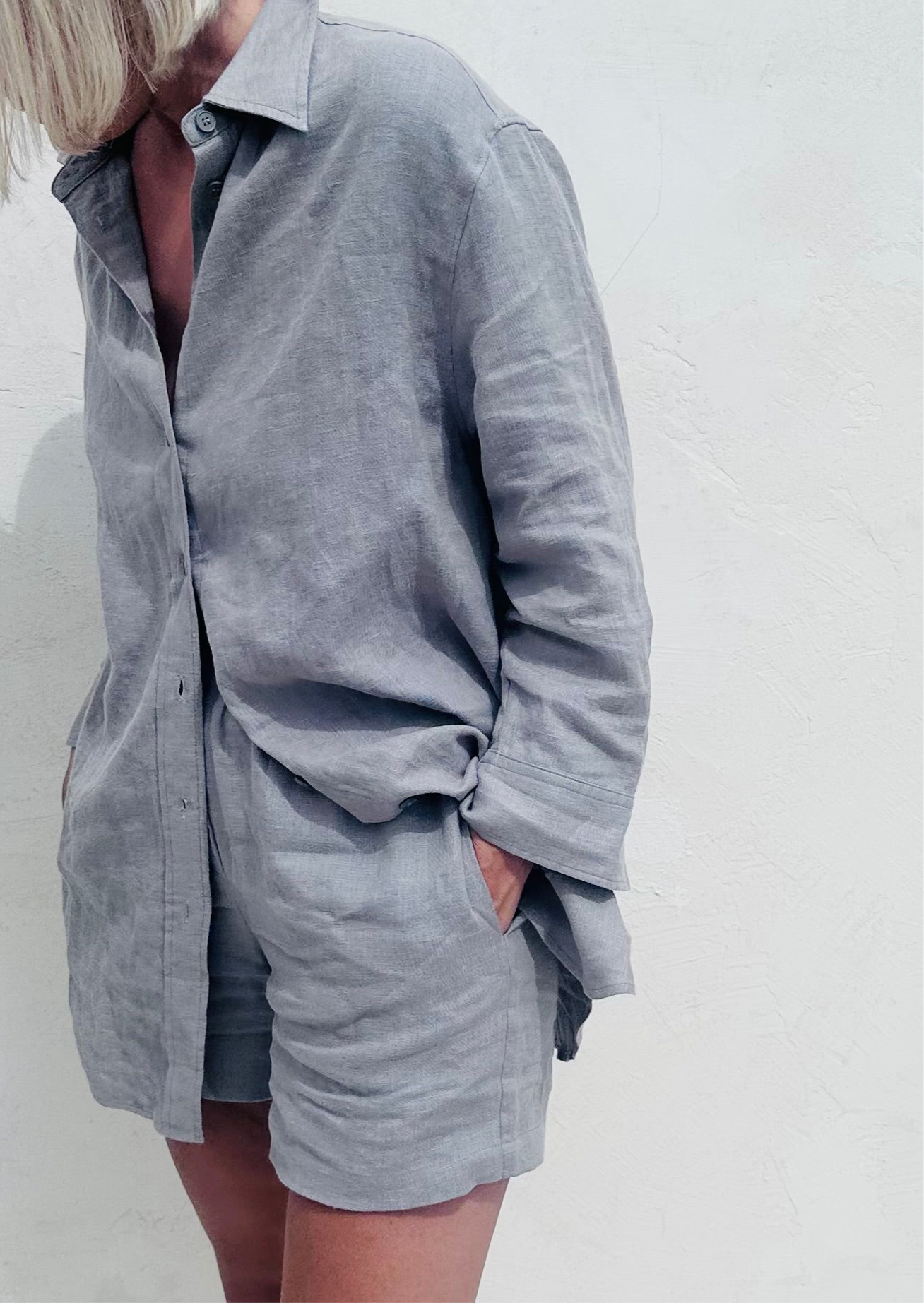 LINEN SHORTS “SILENCE”
