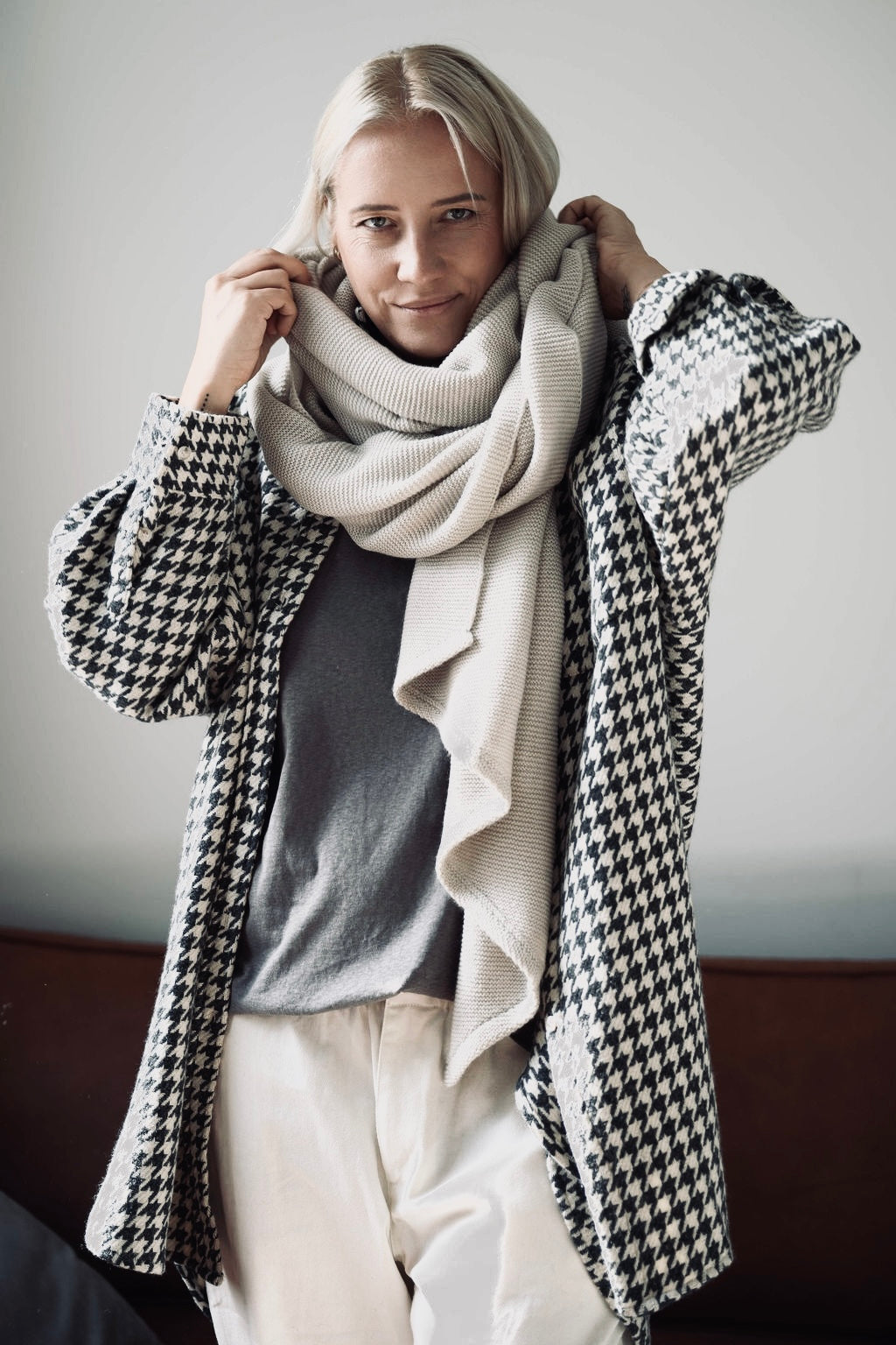CLOUD HUG SCARF