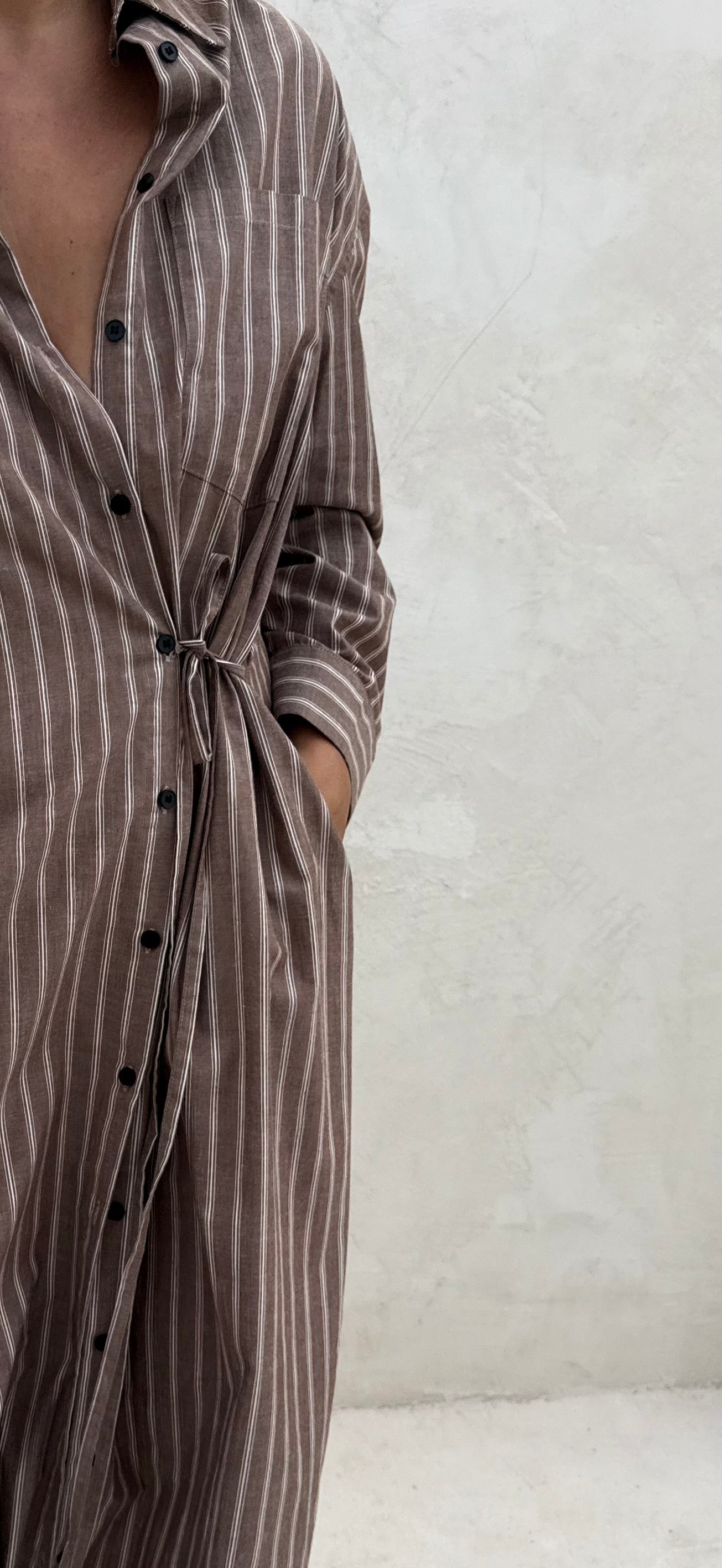 BALANCE SHIRT DRESS