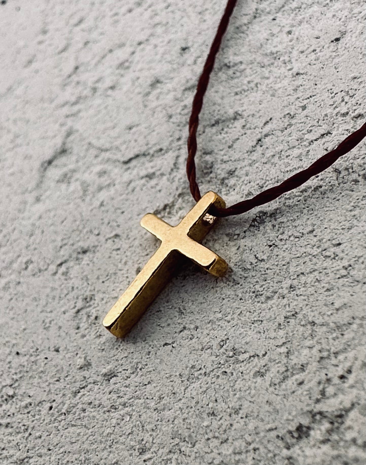 Minimal gold plated silver cross necklace. 