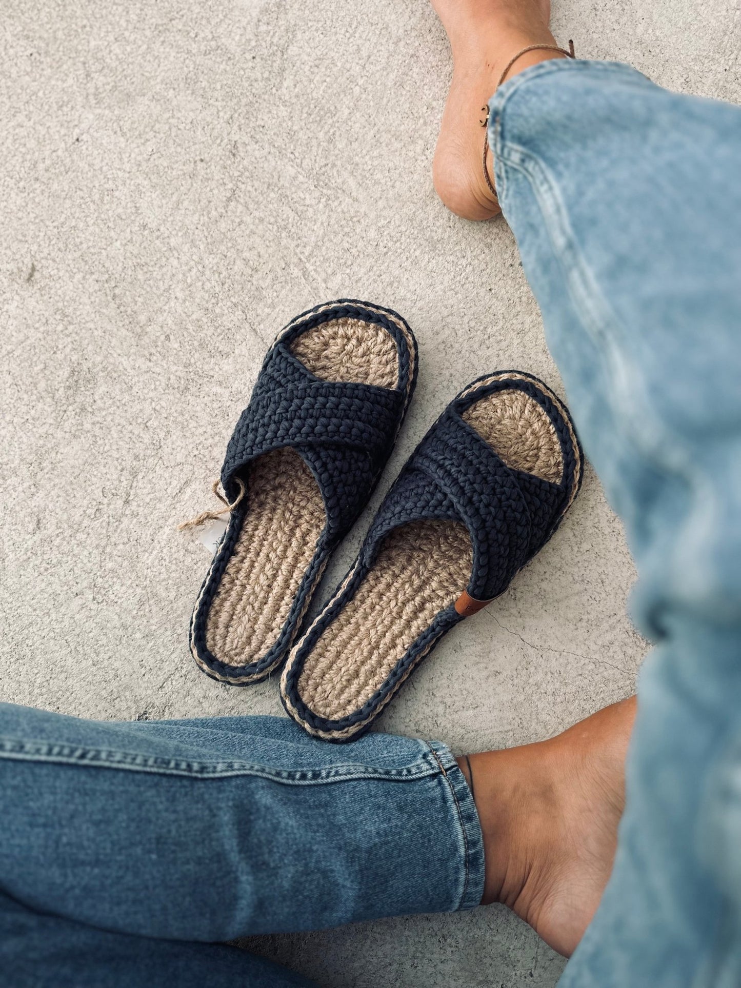 BAREFOOT SHOES