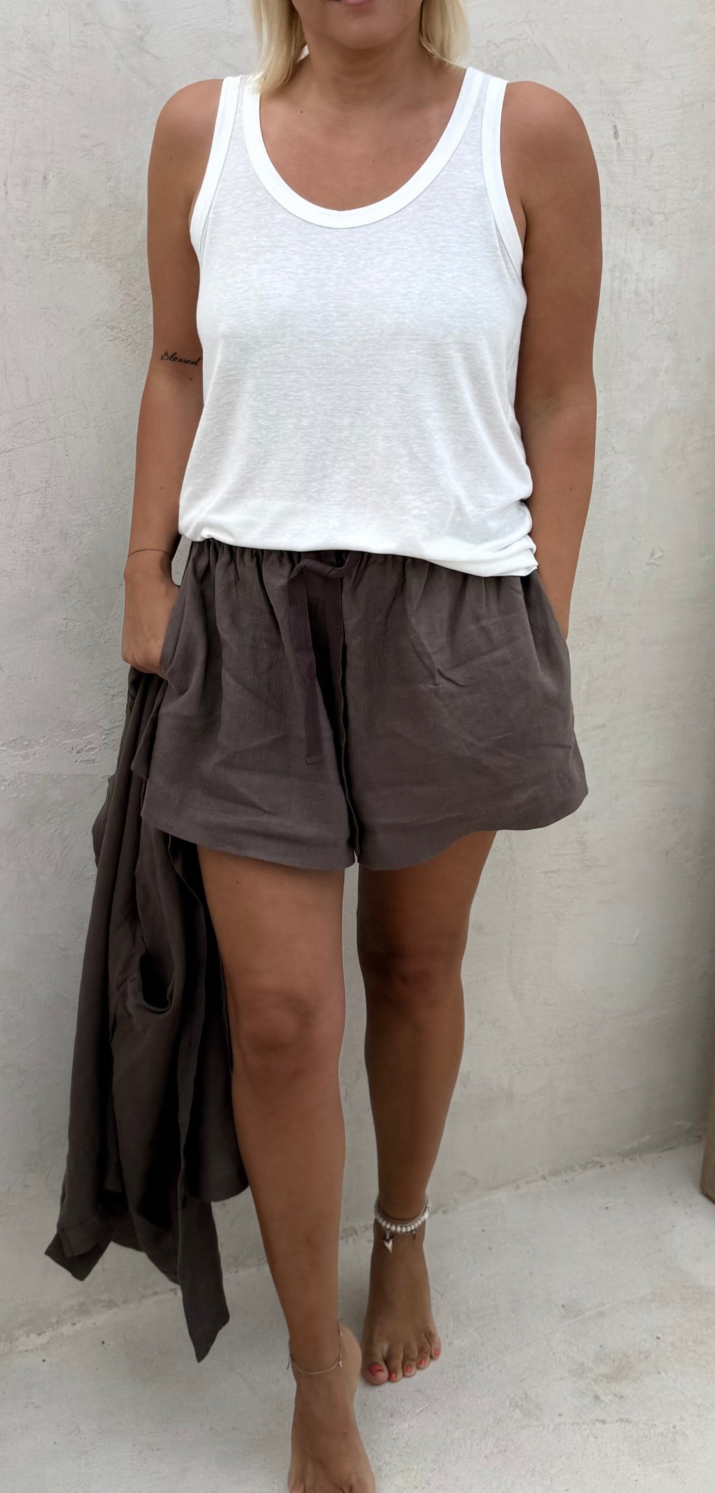 BASIC TANK TOP